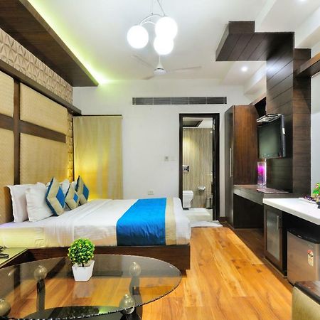 The Pearl Hotel Nuova Delhi Esterno foto