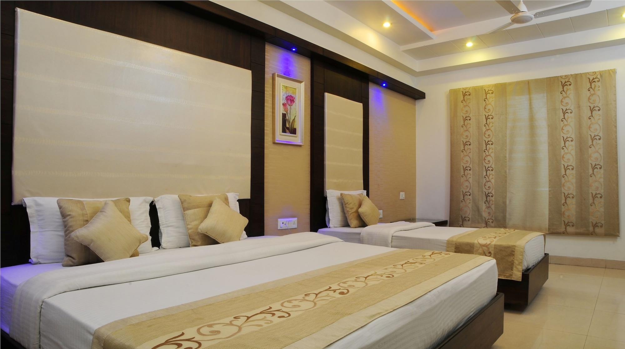 The Pearl Hotel Nuova Delhi Esterno foto