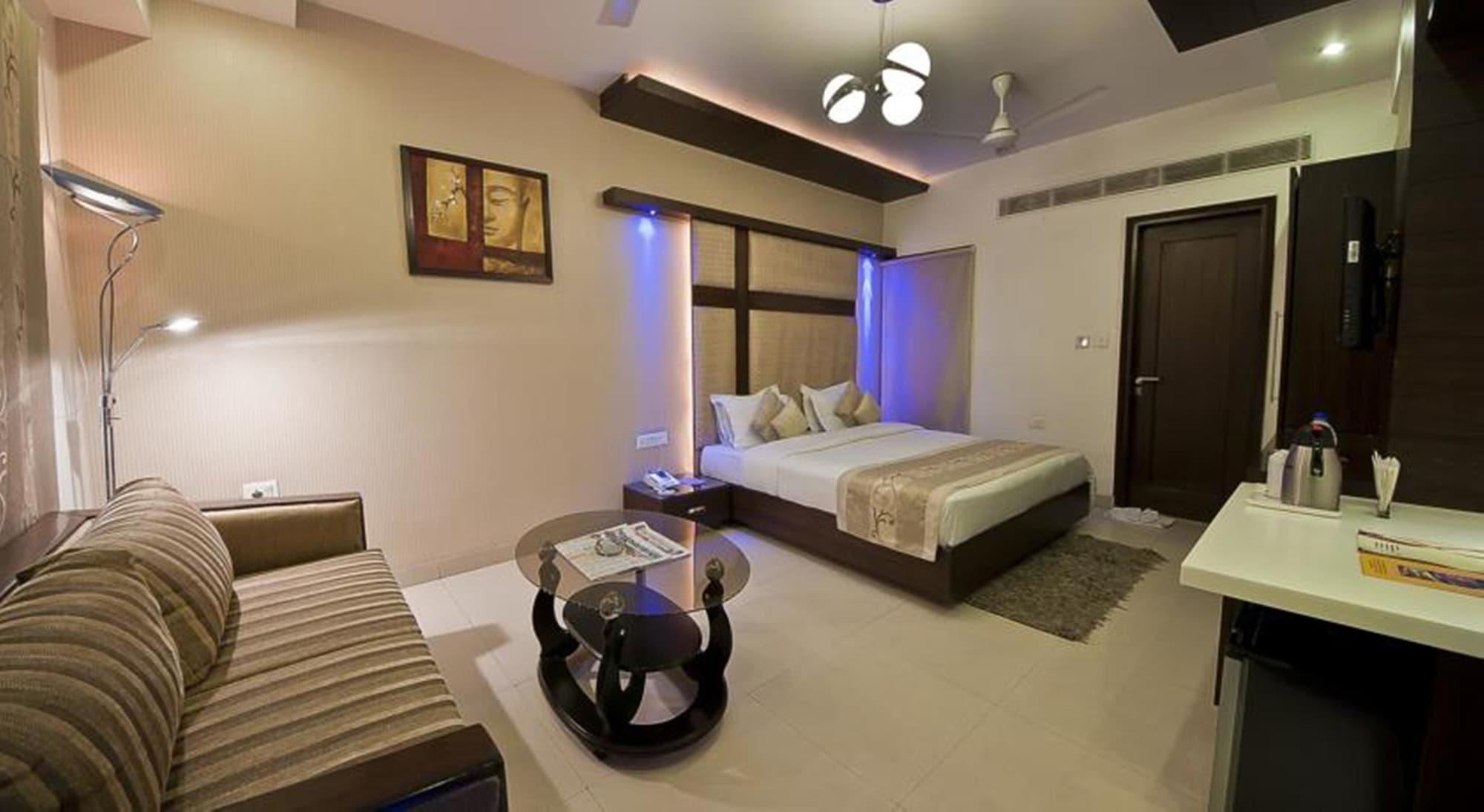 The Pearl Hotel Nuova Delhi Esterno foto