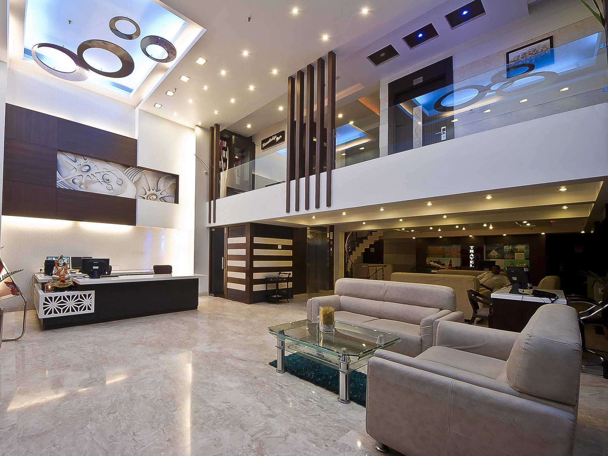 The Pearl Hotel Nuova Delhi Esterno foto