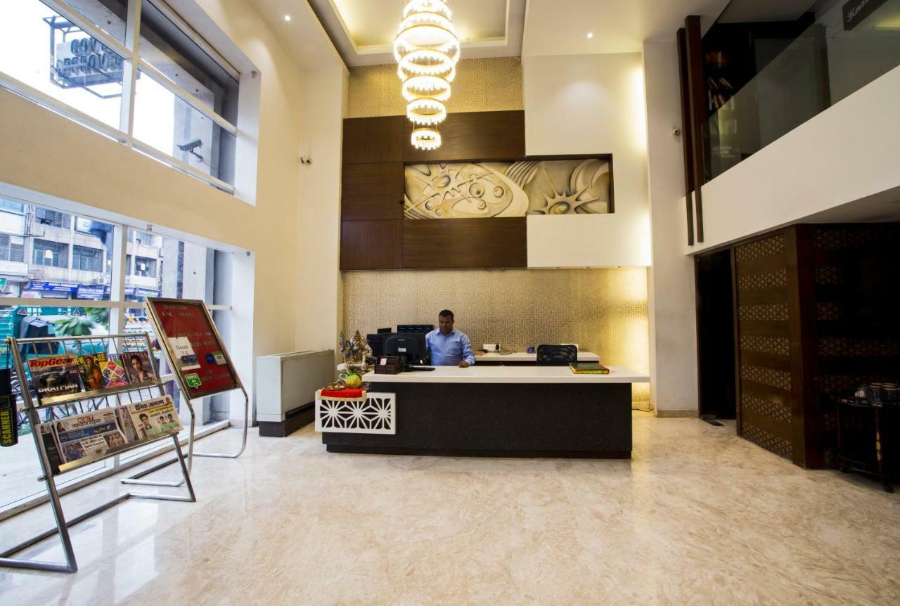 The Pearl Hotel Nuova Delhi Esterno foto