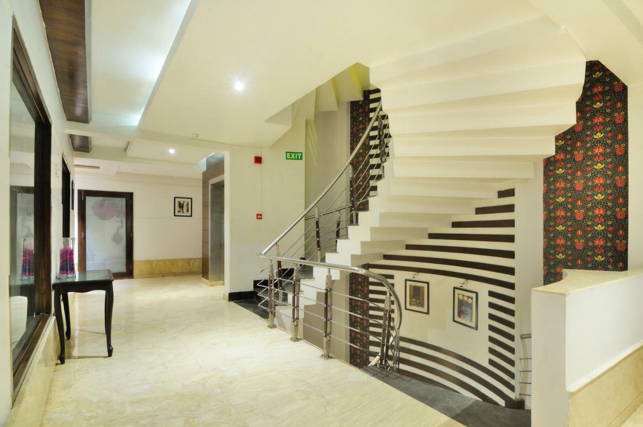 The Pearl Hotel Nuova Delhi Esterno foto