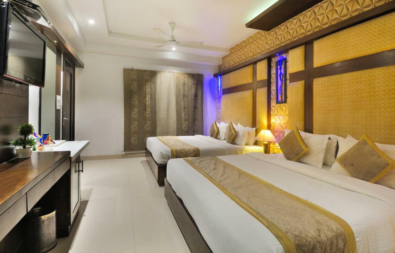 The Pearl Hotel Nuova Delhi Esterno foto