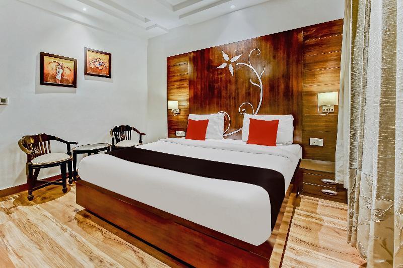 The Pearl Hotel Nuova Delhi Esterno foto